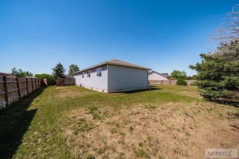 Exterior - 3879 E Ash Ln, Rigby, ID 83442 photo 5 of 8