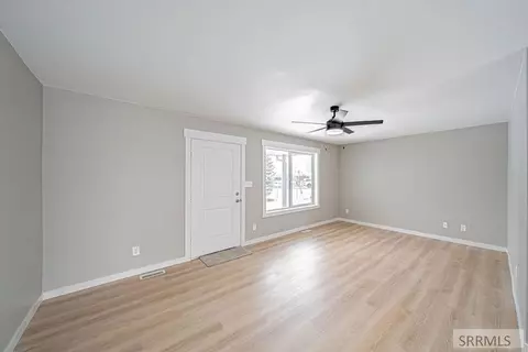 Living - 3879 E Ash Ln, Rigby, ID 83442 photo 1 of 5