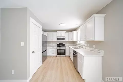 Kitchen - 3879 E Ash Ln, Rigby, ID 83442 photo 1 of 6