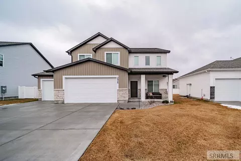 2926 Curlew Dr, Ammon, ID 83401