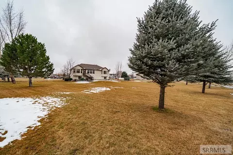 Exterior - 4045 E 540 N, Rigby, ID 83442 photo 4 of 4