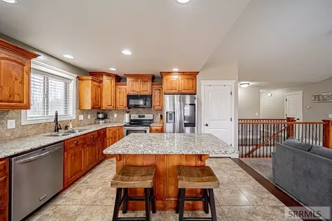 Kitchen - 4045 E 540 N, Rigby, ID 83442 photo 3 of 6