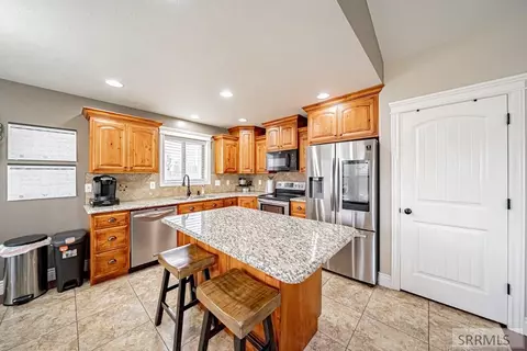 Kitchen - 4045 E 540 N, Rigby, ID 83442 photo 2 of 6