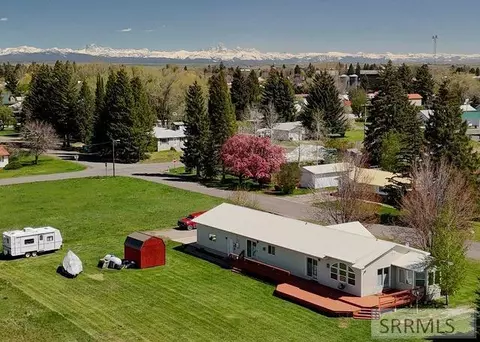 137 Spruce St, Ashton, ID 83420