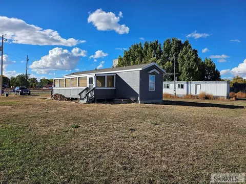630 N 2884 E, Roberts, ID 83444