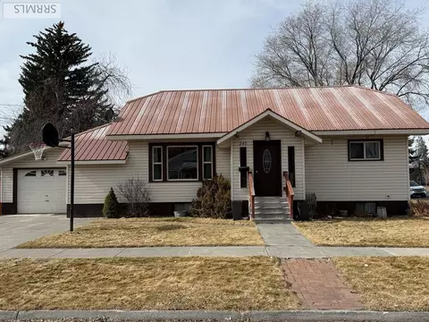 247 N 3rd E, Saint Anthony, ID 83445
