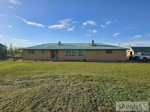 5566 W 49th N, Idaho Falls, ID 83402