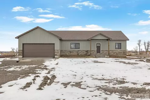 2911 Hackamore Dr, Saint Anthony, ID 83445