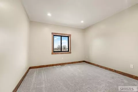 Bedroom - 2911 Hackamore Dr, Saint Anthony, ID 83445 photo 1 of 7