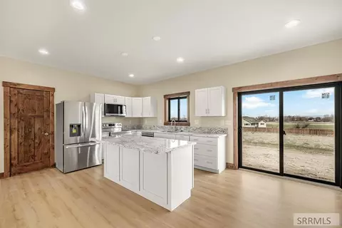 Kitchen - 2911 Hackamore Dr, Saint Anthony, ID 83445 photo 1 of 2