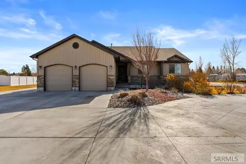 303 S Park Ave, Firth, ID 83236