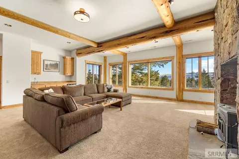Living - 8157 Ripplinger Rd, Driggs, ID 83422 photo 7 of 8