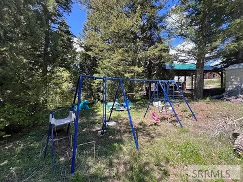 Exterior - 1831 Donna Dr, Bancroft, ID 83276 photo 11 of 15
