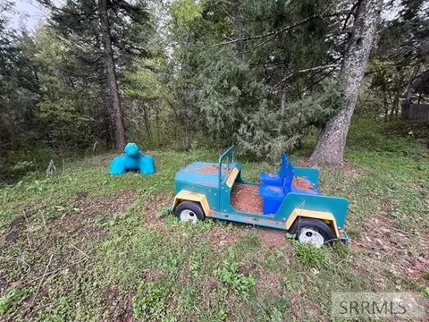 Exterior - 1831 Donna Dr, Bancroft, ID 83276 photo 10 of 15