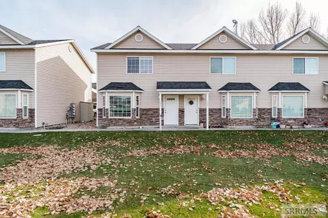 582 Legacy Ln, Rexburg, ID 83440