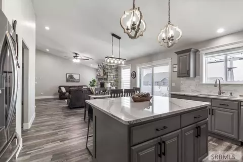 Kitchen - 1952 47th St, Ammon, ID 83401 photo 3 of 4