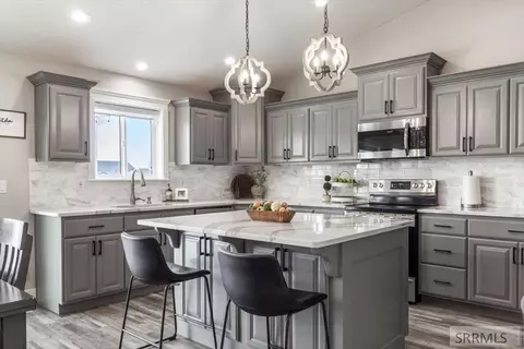 Kitchen - 1952 47th St, Ammon, ID 83401 photo 1 of 4