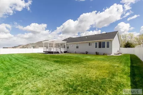 Exterior - 1952 47th St, Ammon, ID 83401 photo 4 of 6