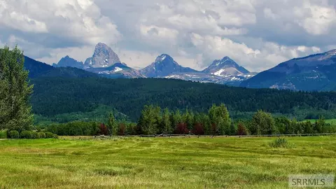 1990 Snow Crest Ranch Dr, Driggs, ID 83422