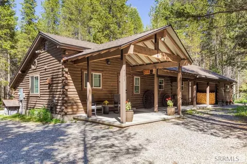 4193 Lone Pine Rd, Island Park, ID 83429