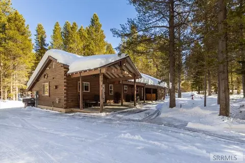 4193 Lone Pine Rd, Island Park, ID 83429