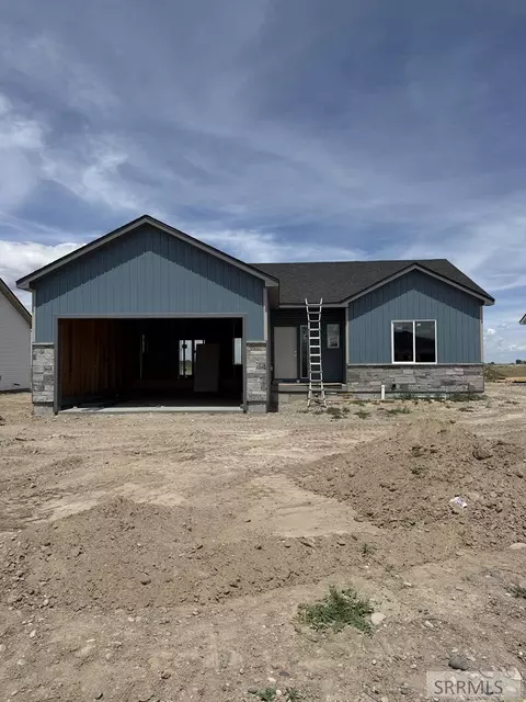 555 Abigail St, Shelley, ID 83274