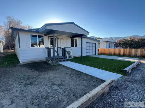 1509 Shoup St, Salmon, ID 83467