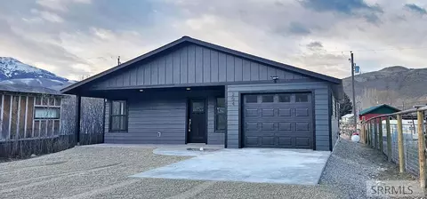 204 Sage Way, Salmon, ID 83467