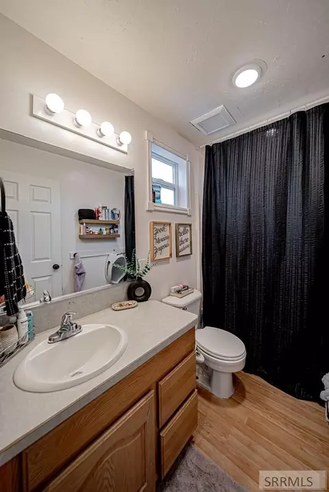 Bath - 436 E 1 S, Rigby, ID 83442 photo 1 of 3