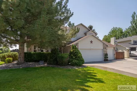 2882 Sandstone Dr, Idaho Falls, ID 83404