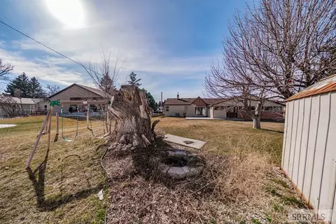 Exterior - 2955 S Central Ave, Ammon, ID 83406 photo 5 of 7
