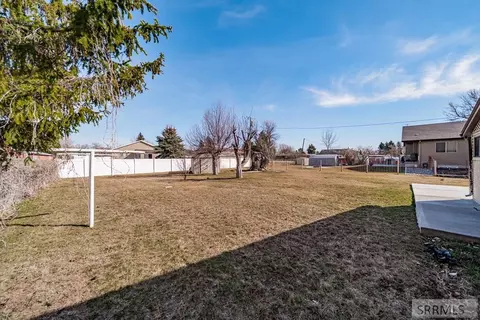 Exterior - 2955 S Central Ave, Ammon, ID 83406 photo 1 of 7