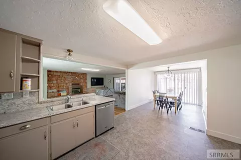 Kitchen - 2955 S Central Ave, Ammon, ID 83406 photo 7 of 7