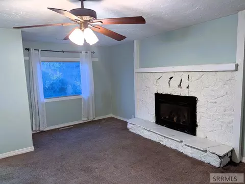 Living - 279 N 4100 E, Rigby, ID 83442 photo 1 of 3