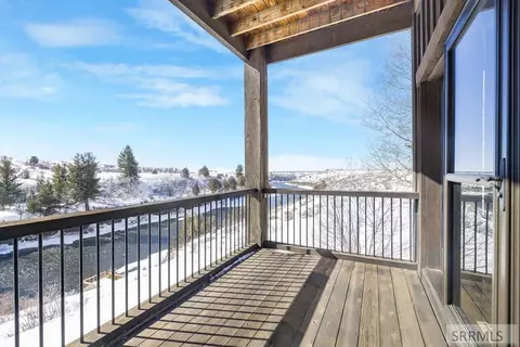 Exterior - 3944 Schaefer Ln, Ashton, ID 83420 photo 2 of 9