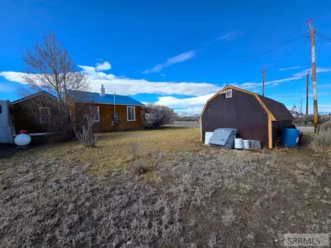 Exterior - 401 S 3rd St, Leadore, ID 83464 photo 5 of 29