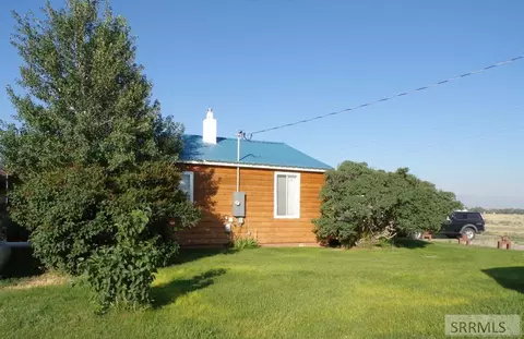 Exterior - 401 S 3rd St, Leadore, ID 83464 photo 27 of 29