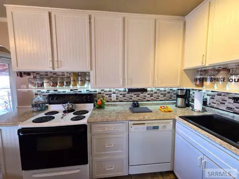 Kitchen - 401 S 3rd St, Leadore, ID 83464 photo 4 of 4