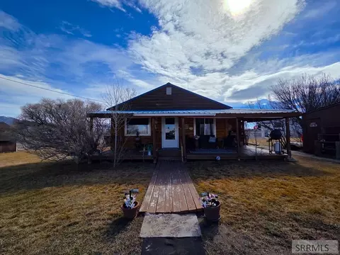 Exterior - 401 S 3rd St, Leadore, ID 83464 photo 24 of 29