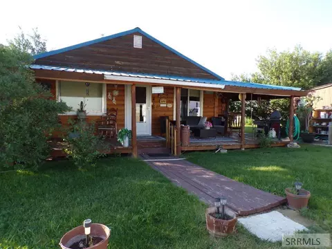 Exterior - 401 S 3rd St, Leadore, ID 83464 photo 25 of 29