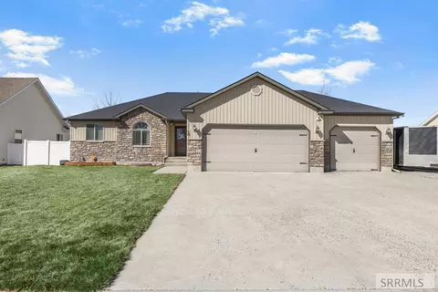 1279 Country Ave, Blackfoot, ID 83221
