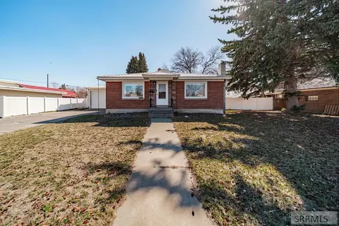 970 9th St, Idaho Falls, ID 83404
