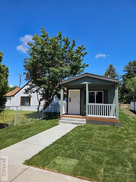 411 8th St, Idaho Falls, ID 83401