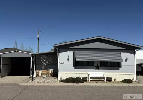 330 W Chubbuck Rd #37, Chubbuck, ID 83202