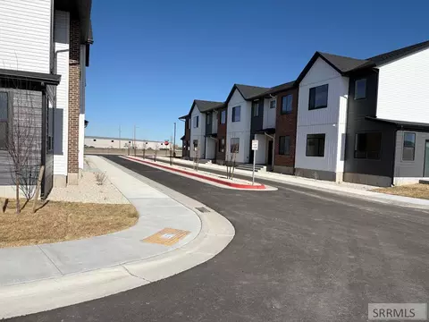 455 S Blue Spruce Ave #111, Sugar City, ID 83448
