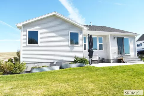 Exterior - 1324 Stone Dr, Rexburg, ID 83440 photo 2 of 3
