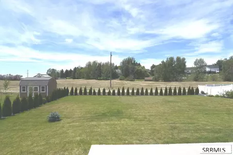 Exterior - 1324 Stone Dr, Rexburg, ID 83440 photo 6 of 7