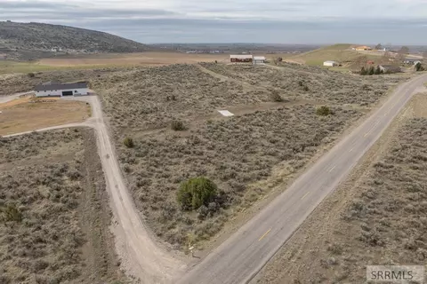 1030 E Butte Rd, Menan, ID 83434 photo 13