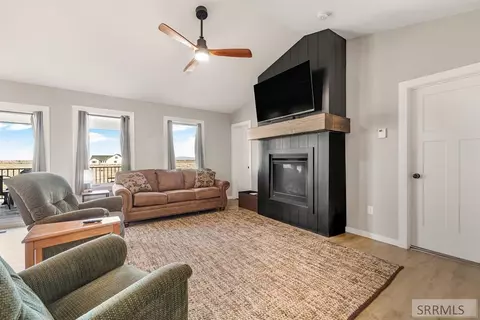587 Springbrook Ln, Saint Anthony, ID 83445 photo 14