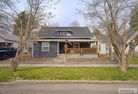419 4th St, Idaho Falls, ID 83401